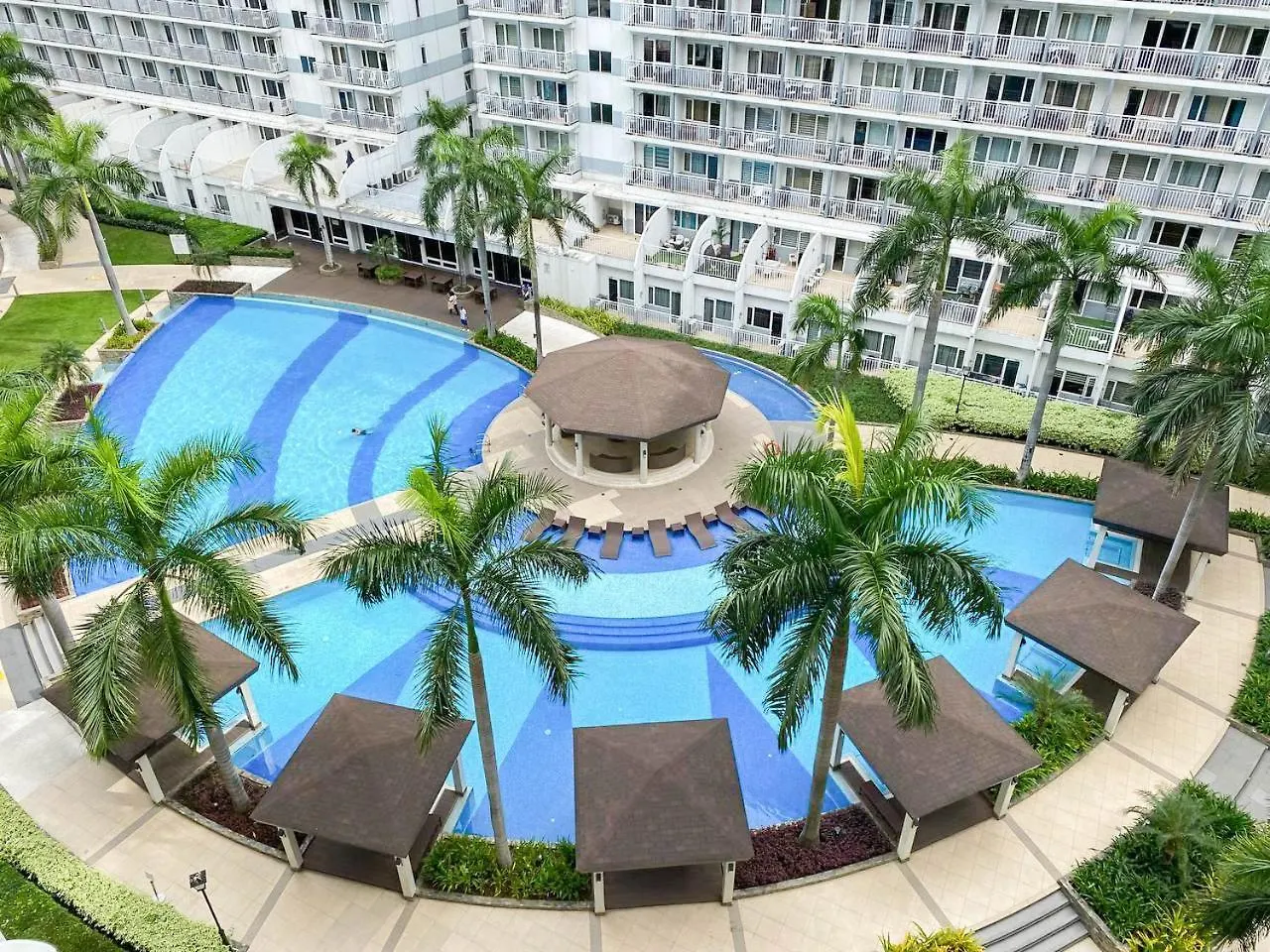 Hotel Unistay Shell Residence Amazing Pool Near Moa Manilla